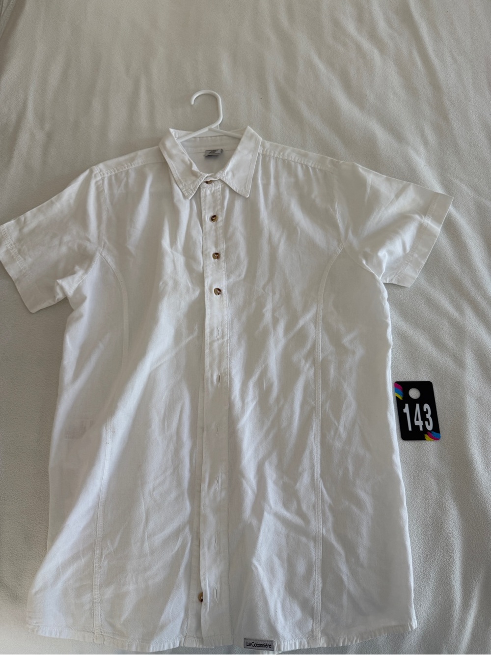 Men's White Short-Sleeve Button-Down Shirt -